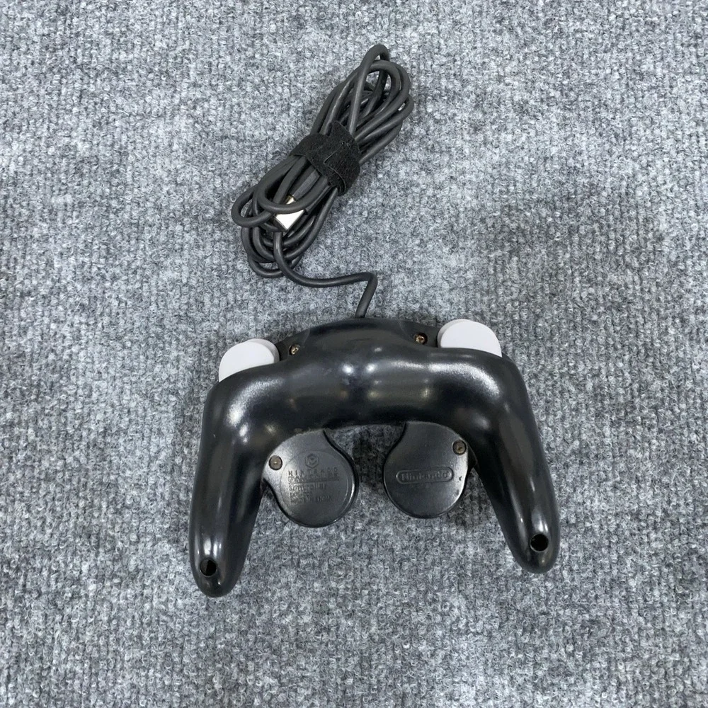 Nintendo GameCube‎ Controller (DOL-003) - Black Super Smash Bros Edition Corded